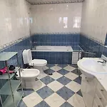 Arquete 6 Seat Jacuzzi 5 Min Walk To Shops