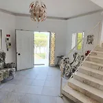 Arquete 6 Seat Jacuzzi 5 Min Walk To Shops فيلة *