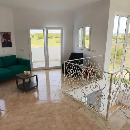 Arquete 6 Seat Jacuzzi 5 Min Walk To Shops